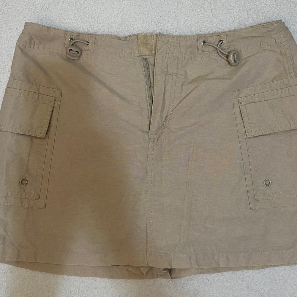 BW Sport light tan skort